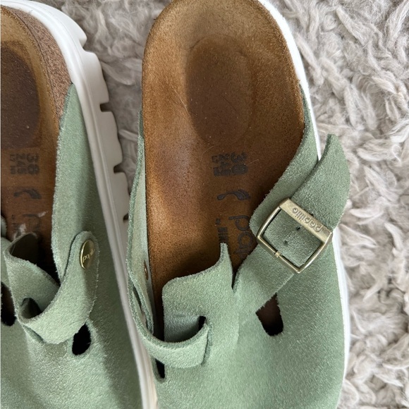 Birkenstock Boston Chunky Clogs in Green Tea (Papillio) - Picture 6 of 12